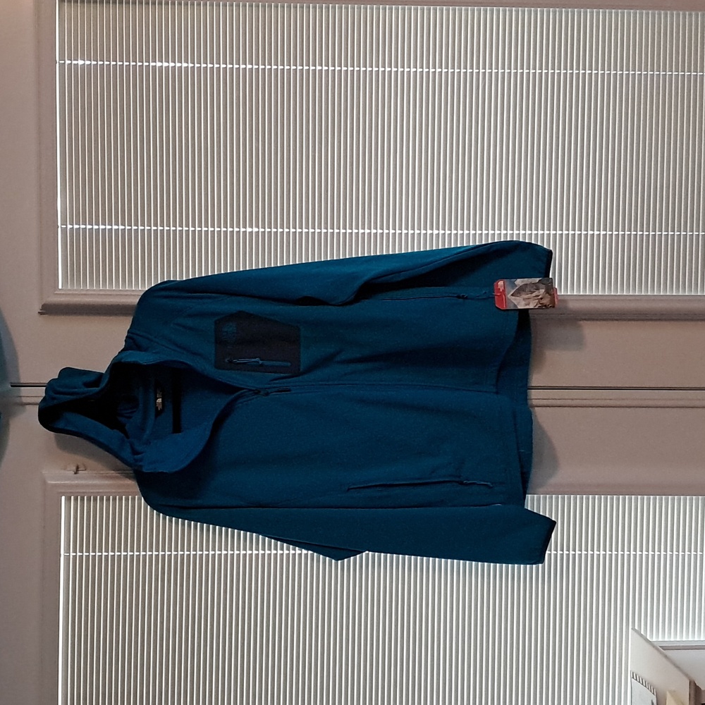 Men's XL Northface long sleeve with hood.